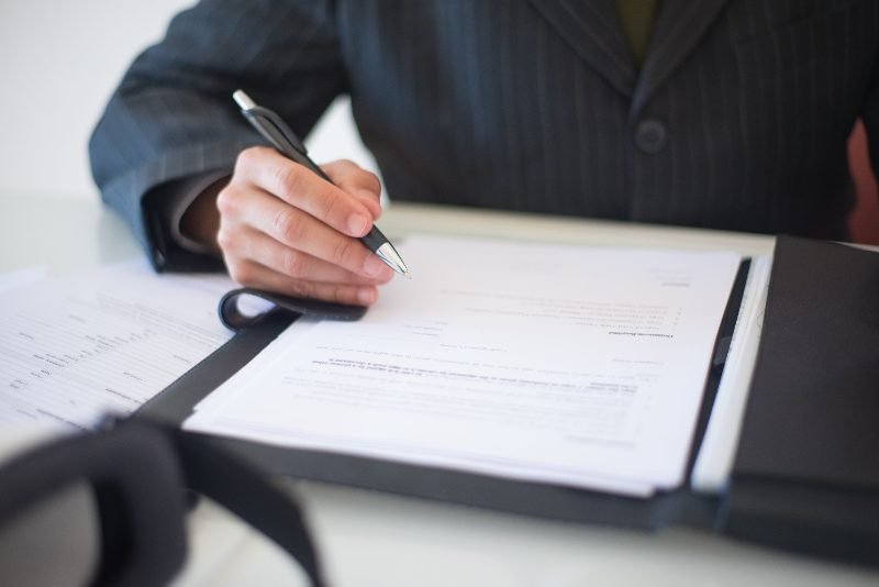 Traduction de documents d’affaires et corporatifs  project — Sherbrooke, Québec
